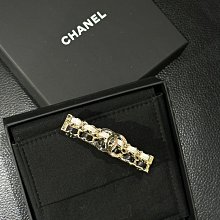 Chanel 22A 鳥籠吊墜耳釘 公w 滿鑽雙C搭配鳥籠設計 水滴珍珠收尾 超級超級好看 全新帶盒 歷史價格詳細信息