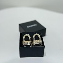 CHANEL CF系列 限量牛仔單寧 17公分方胖子 歷史價格詳細信息