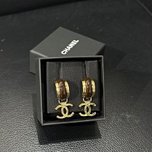 chanel 雙c大logo滿鑽垂吊耳環 歷史價格詳細信息
