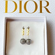 Dior耳環 戒指二用 購於台中大遠百 附購買証明 歷史價格詳細信息