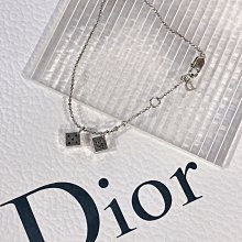【哈極品】美品《Christian Dior 迪奧 銀色 愛心DIOR字體造型項鍊/飾品 》 歷史價格詳細信息