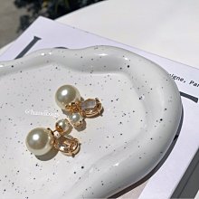 Dior 石頭島 聯名2024早秋新款星輝羅盤飛行棉服夾克，設計以電力紡絲綢混紡制成，采用舒適剪裁并配以拉鏈開合，此款綴以肘部飾片 NO15656 歷史價格詳細信息