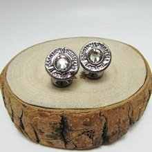 【熱賣精選】薇薇安Vivienne Westwood 丁香花綠葉大土星胸針E8012 歷史價格詳細信息