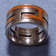 愛馬仕戒指HERMÈS不規則鎖頭纏繞戒指璀璨奢華豬鼻子戒指系列男女同款對戒情侶戒指 指環首飾 歷史價格詳細信息