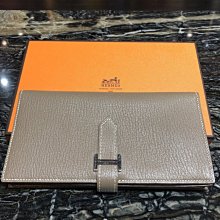 Hermes 愛馬仕Bearn Epsom經典H釦牛皮短夾(H0霧霾灰/銀釦) 歷史價格詳細信息