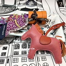 台南店 遠麗全新二手名牌館~ V2629 Balenciaga 黑小牛皮鱷魚壓紋Hourglass小號霧金下蓋釦手提斜背沙漏包 歷史價格詳細信息