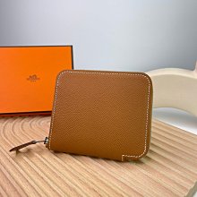 HERMES Silk In Compact EPSOM 小牛皮拉鍊絲巾短夾(0E 德州粉) 歷史價格詳細信息