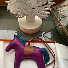 【Hermes 愛馬仕】Rodeo MM Charm 飛馬吊飾(棕紅/白) 歷史價格詳細信息