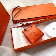 （售出）Hermes herbag 暗紅色 歷史價格詳細信息