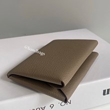 Hermes Calvi Duo Leather Card Case Veau Epsom 662698 歷史價格詳細信息
