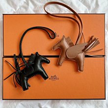 一只小馬，和闐玉碧玉烏蘭海碧玉帶糖雙色小馬擺件茶寵，辦公桌擺35466 歷史價格詳細信息