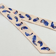 Hermes 愛馬仕 Twilly au Bloc 90 cm手工捲邊和手工百褶斜紋真絲方巾(藍/玫瑰/綠) 歷史價格詳細信息