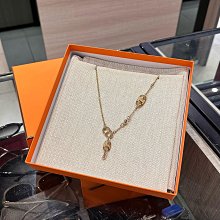 ⭐️ 香榭屋精品店 ⭐️ HERMES T刻 愛馬仕 黑色牛皮白縫線銀釦皮手環 (XB8981) 歷史價格詳細信息