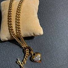 買來沒用全新少見的真皮經典STAND OIL黑色斜背包。像相機包立體有個性。裡面是粉藍色麂皮寬12高17底5公分5800 歷史價格詳細信息