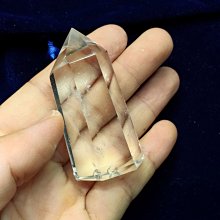 *#永續國際珠寶#**天然單頭尖白水晶柱. 重量:29.2 g.  45*23*19mm.  [w000147 歷史價格詳細信息
