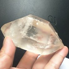 晶玉堂** 天然白水晶---祥獅擺件---清料天然白水晶**46公克 歷史價格詳細信息
