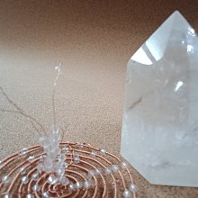 天然白水晶對角方珠漸層原色玉髓彈性鋼圈手環 橄欖石拉長石磷灰石蘇打石 藏銀配飾 歷史價格詳細信息