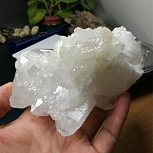 天然水晶晶簇雙拼色帶窩窩尺寸5.5*8送黑檀木底座帶國 水晶 天然 收藏【二手】【探古齋】-646 歷史價格詳細信息