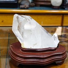 §能量礦石§ 巴西紫白晶洞 含座重43.4公斤 紫晶花、 鈦金、瑪瑙邊 每公斤300元 歷史價格詳細信息