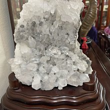 古玩藝品古董收藏/白水晶簇有底座/不含座高20公分寬14公分深13公分重量2776公克/放在櫃臺上或財位上有淨化磁場/招財/防小人 歷史價格詳細信息