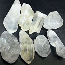 京晏館 ## 巴西 天然白水晶 圓形大印章 45g 六分章 編號76 ## 歷史價格詳細信息