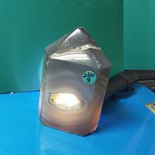 瑪瑙晶洞 細縫蘊藏財富 辦公室擺件 智慧 發財 守財 開運 1811元起標 角落聚氣 光彩鎮氣 歷史價格詳細信息