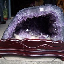 紫砂標準型壺  早期  蓋款定娟  底款中國宜興  約100cc 歷史價格詳細信息