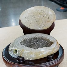 [S.D.小晶洞專賣店] 天然瑪瑙紫水晶聚寶盆@實重:1.07kg@薄胎洞深馬桶型@ 歷史價格詳細信息