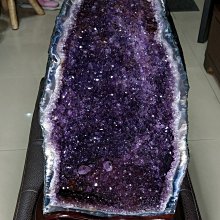 【茶香藝品小舖】頂級~超紫5A烏拉圭紫鈦水晶洞14.3KG，洞深色美形狀完整對稱招財集風聚氣，附底座 歷史價格詳細信息