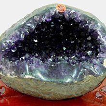 [S.D.小晶洞專賣店] 拋光紫水晶洞瑪瑙聚寶盆@實重:3.5kg@千層瑪瑙邊@ 歷史價格詳細信息