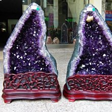 333【專138特138】66年『新年生肖郵票--馬年』原膠中品  2全 歷史價格詳細信息