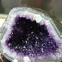 ~shalin-crysta~夢幻骨幹水晶~136公克(2)~雙尖綠色亮皮稀有~主正財~含綠幽~低價起標! 歷史價格詳細信息