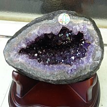 ~shalin-crysta~夢幻骨幹水晶~136公克(2)~雙尖綠色亮皮稀有~主正財~含綠幽~低價起標! 歷史價格詳細信息