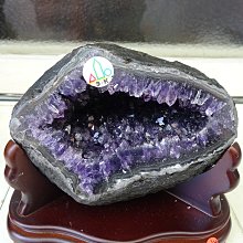 ~shalin-crysta~夢幻骨幹水晶~136公克(2)~雙尖綠色亮皮稀有~主正財~含綠幽~低價起標! 歷史價格詳細信息