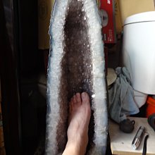 海叔。天然特大顆粉晶球 招桃花 化解災厄 店面招財 直徑約19公分 將近16台斤半 歷史價格詳細信息