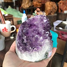 紫水晶 晶鎮（較大、大牙、顏色紫） 歷史價格詳細信息