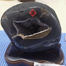 天然異象瑪瑙晶洞帶綠幽1810g*高19.5*長14*厚14公分#211 歷史價格詳細信息