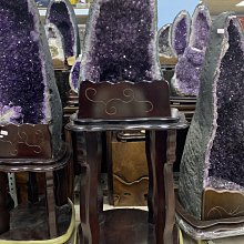 天然巴西紫水晶洞，觀音形象，50公斤重，誠可小議 歷史價格詳細信息