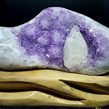 【好漾精品】❤❤巴西豔紫鈦金水晶~~晶體上帶清透方解石及二次結晶~~附底座❤❤ 歷史價格詳細信息