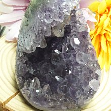 小精品 天然鈦晶招財貔貅吊墜 效應強 板鈦寬 顏色金黃 尺寸：17.6*10.5*9.7mm 此物屬高檔商品 售出不退換 歷史價格詳細信息