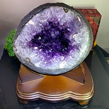 【福藝古玩批發】嚴選 頂級稀有 收藏品 異象晶洞 水晶洞 帶方解石 附實木底座  ~ 040201 歷史價格詳細信息