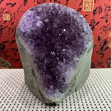 【福藝古玩批發】嚴選 頂級稀有 收藏品 異象晶洞 水晶洞 帶方解石 附實木底座  ~ 040201 歷史價格詳細信息