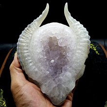 【好漾精品】❤❤巴西豔紫鈦金水晶~~晶體上帶清透方解石及二次結晶~~附底座❤❤ 歷史價格詳細信息