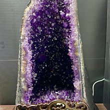 已售出，超級ESP烏拉圭恐龍蛋，薄皮洞深咖啡瑪瑙邊，總重7.2kg，高35cm，長18cm，寬15cm，洞深8cm（紫水晶洞 紫晶洞 歷史價格詳細信息