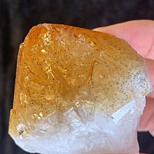 106 / 神奇柑仔店1：帶來幸福的錢天堂/ 廣嶋玲子 /王蘊潔 歷史價格詳細信息