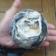 §能量礦石§ 印尼zebra druzy 斑馬晶簇瑪瑙球1343g 直徑101mm 編號16 歷史價格詳細信息