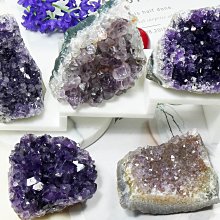 紫水晶 晶鎮（較大、大牙、顏色紫） 歷史價格詳細信息