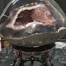 天然異象瑪瑙晶洞帶綠幽1810g*高19.5*長14*厚14公分#211 歷史價格詳細信息