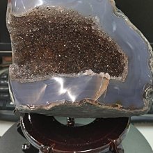 天然異象瑪瑙晶洞帶綠幽1810g*高19.5*長14*厚14公分#211 歷史價格詳細信息