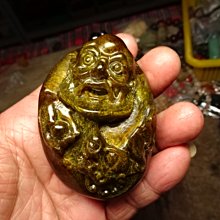 《藍晶寶石玉石特賣區》→〈雕刻吊飾系列〉→精美吊飾閃金海柳精雕〈達摩〉→Y1139 價格比較,價格查詢,歷史價格詳細信息